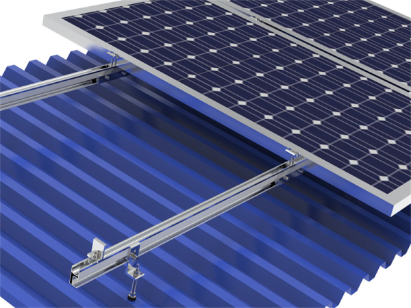 Montagesystem mit Stockschrauben für 4 Solarmodule 1-reihige Hochkant-Verlegung